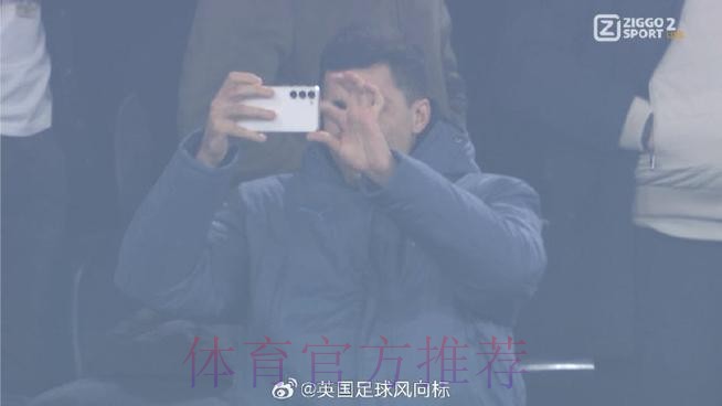 球迷呼吁签回C罗 老佛爷回答“他38岁了”后离开